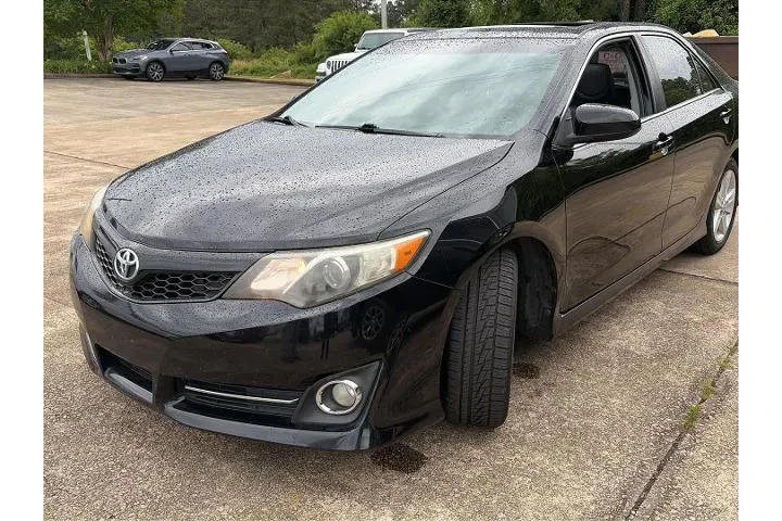 $13119 : Toyota Camry 2013 SE 4dr Sed image 1