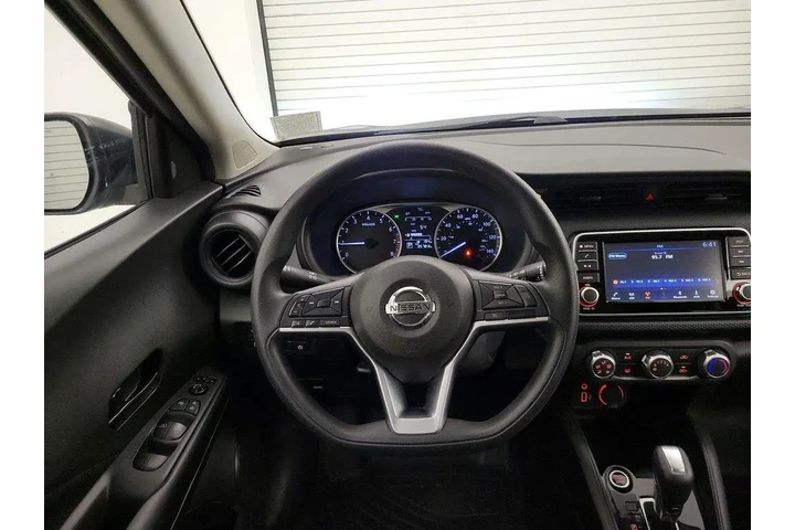 $16998 : Nissan Kicks 2021 S 4dr Cros image 10