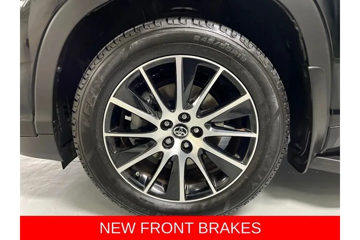 $19888 : 2018 Highlander SE image 9