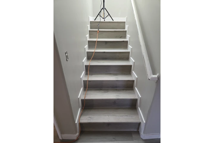 Pisos laminados y de vinyl image 4