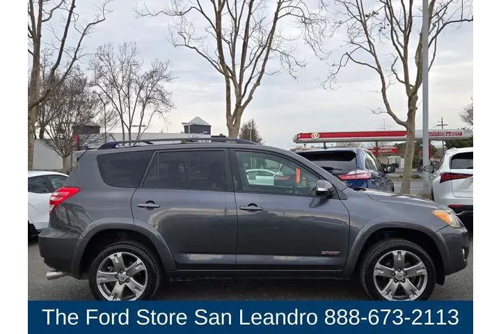$10900 : Toyota RAV4 2010 Sport 4dr S image 9