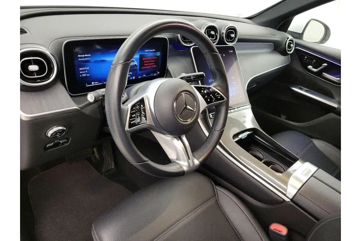 $35998 : Mercedes-Benz GLC 2024 AWD G image 9