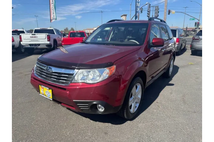 $7998 : 2010 Forester 2.5X Limited image 3
