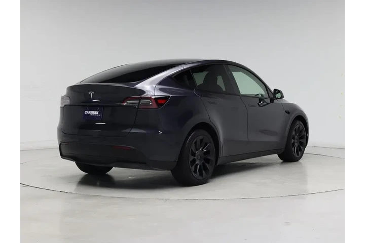 $38998 : Tesla Model Y 2024 AWD Long image 8