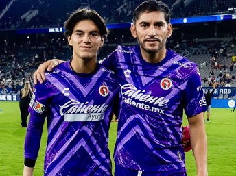 Chuy Corona y su hijo José Miguel