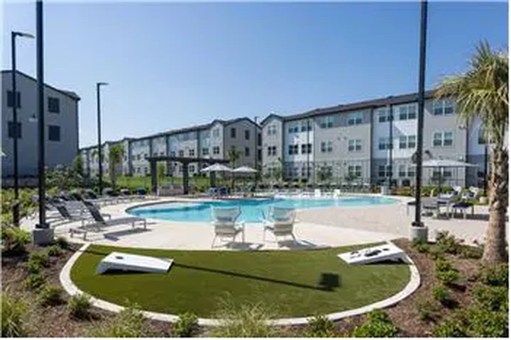 $1860 : Rental property with 2 bedro image 9