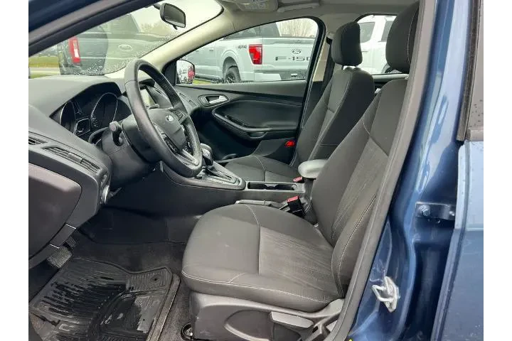 $13995 : Ford Focus 2018 SEL 4dr Seda image 3