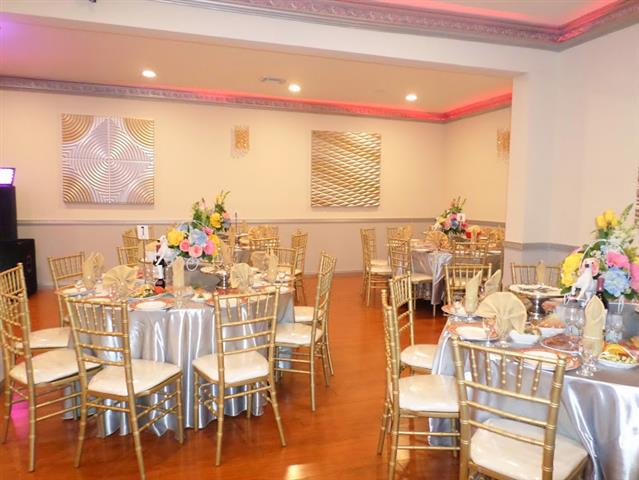Royal Oak Banquet Hall image 4