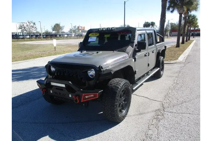 $26995 : Jeep Gladiator 2020 4x4 Spor image 3