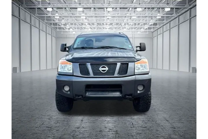 $13395 : Nissan Titan 2012 4x4 PRO-4X image 2