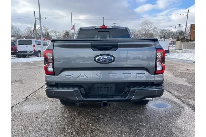 $34745 : Ford Ranger 2024 4x4 XLT 4dr image 5