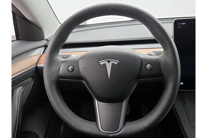 $27998 : Tesla Model 3 2023 4dr Sedan image 10