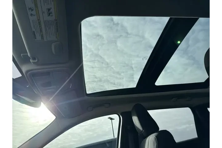 $8893 : Pre-Owned 2016 Cherokee 75th image 6