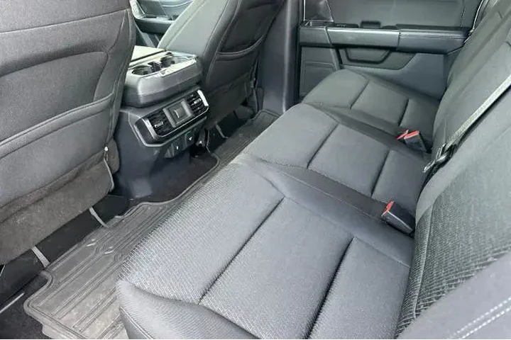 $30357 : Ford F-150 2021 4x4 XLT 4dr image 4