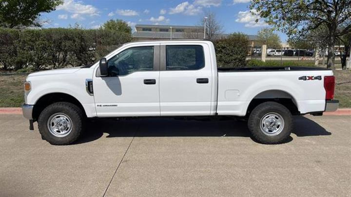 $39950 : 2021 FORD F250 SUPER DUTY CRE image 4