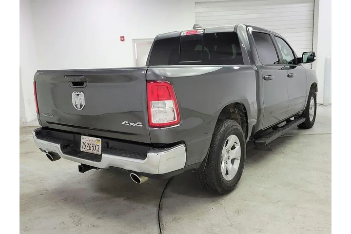 $31998 : Ram 1500 2021 4x4 Big Horn 4 image 5