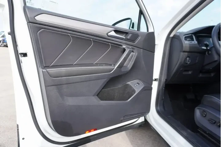 $25488 : Volkswagen Tiguan 2024 AWD W image 8