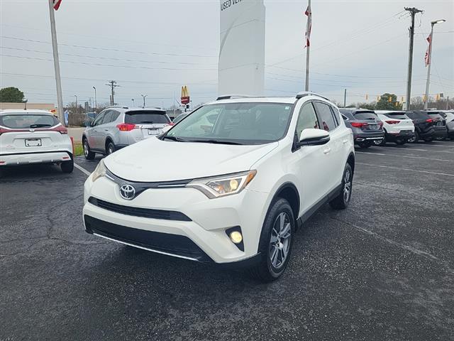 $9990 : PRE-OWNED 2016 TOYOTA RAV4 XLE image 3