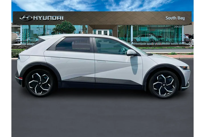 $26998 : Hyundai IONIQ 5 2024 SEL 4dr image 8