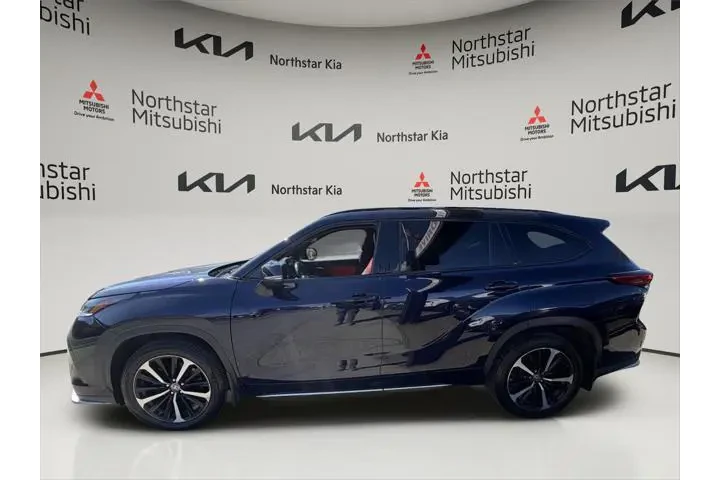 $34490 : Toyota Highlander 2022 AWD X image 2
