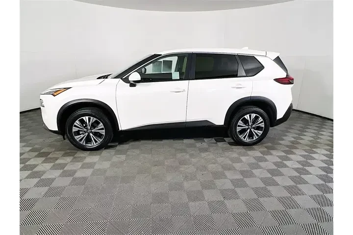 $18800 : Nissan Rogue 2023 SV 4dr Cro image 4
