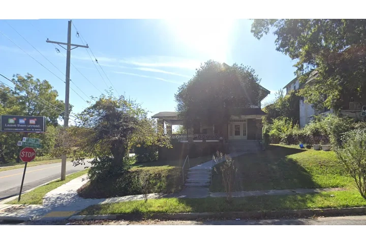 $1000 : Hermosa vivianda renovada enLR image 1