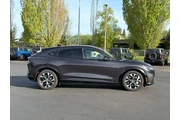 $30995 : Ford Mustang Mach-E 2022 AWD thumbnail
