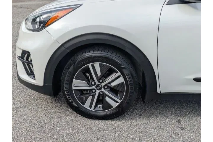 $14995 : Kia Niro 2020 LXS 4dr Crosso image 10