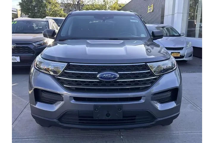 $30990 : Ford Explorer 2023 AWD XLT 4 image 7