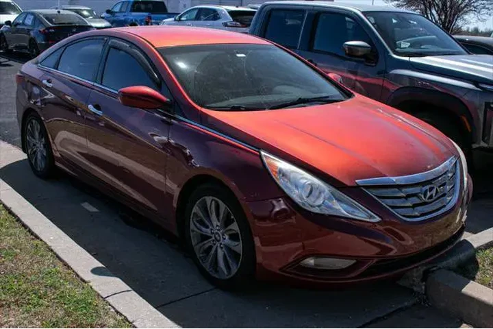 $5000 : Hyundai SONATA 2011 SE 2.0T image 3