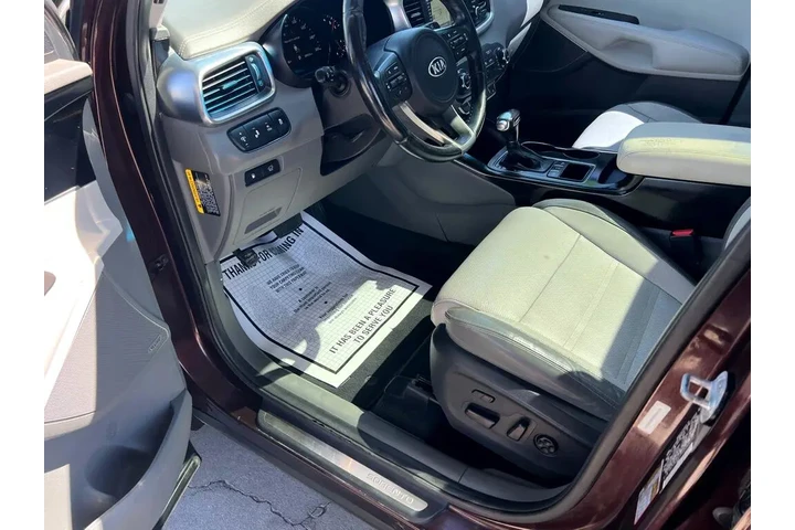 $11950 : 2016 Sorento SX V6 AWD image 10