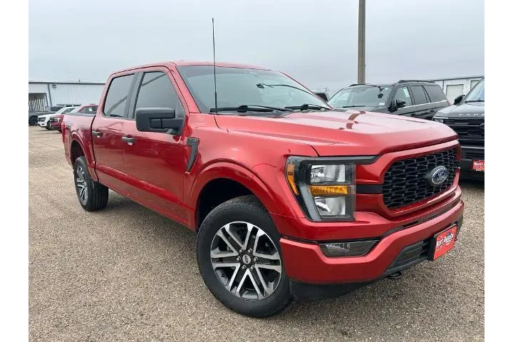 $38985 : Ford F-150 2023 4x4 XL 4dr S image 1