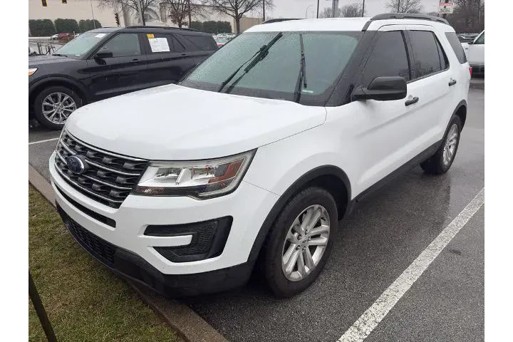 $10477 : Ford Explorer 2017 Base 4dr image 2