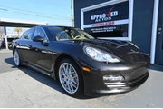$15998 : 2010 Panamera 4S thumbnail