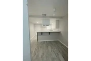 PALMDALE  CASA REMODELADA en Los Angeles