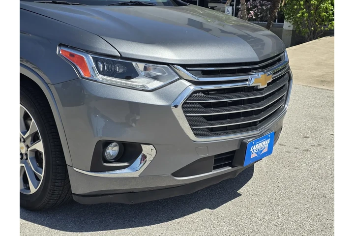 $27998 : 2019 Traverse Premier image 9