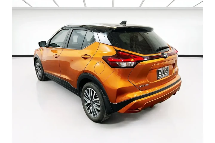 $16450 : Nissan Kicks 2023 SV 4dr Cro image 9