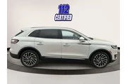$22695 : Lincoln Nautilus 2020 AWD Re thumbnail