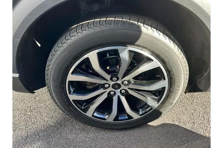 $33990 : Ford Explorer 2022 AWD ST-Li image 7