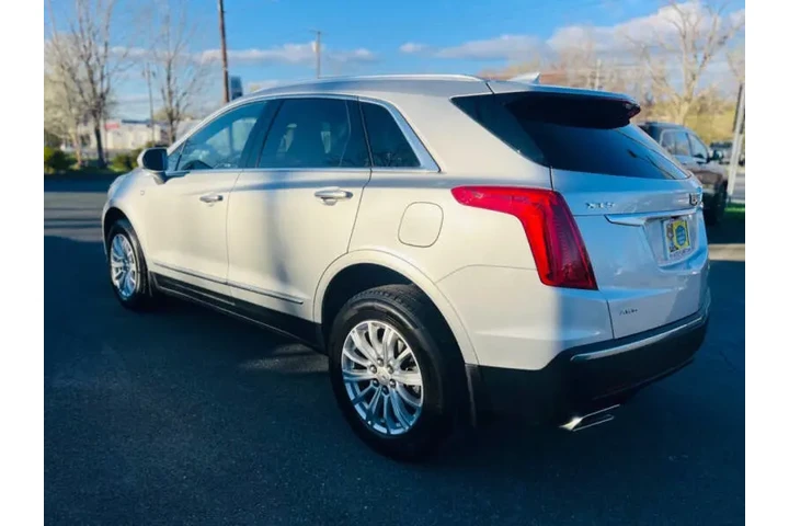 $15995 : 2019 XT5 image 8