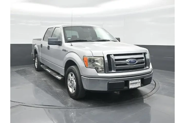 $12998 : Ford F-150 2009 4x2 XL 4dr S image 8