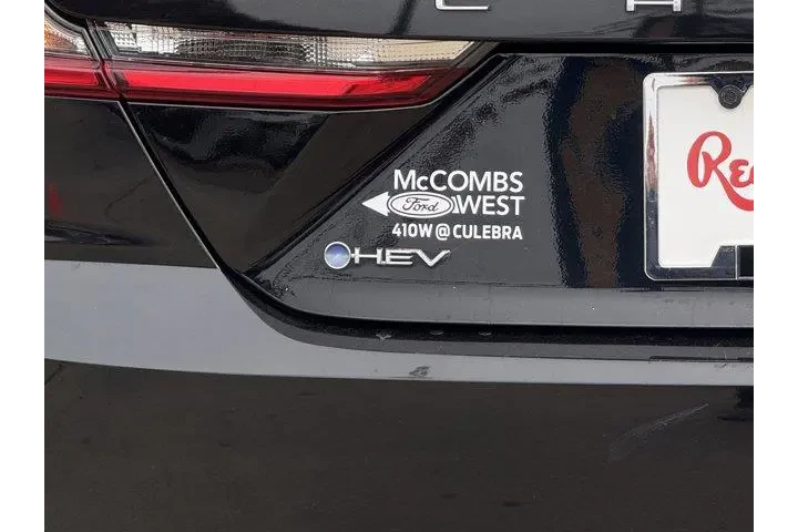 $25887 : Toyota Camry 2025 LE 4dr Sed image 7