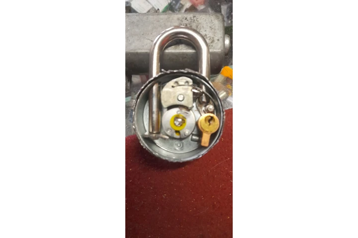 Cerrajeria la llave 24h 7d image 3