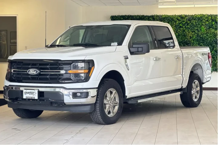 $39999 : Ford F-150 2025 4x4 XLT 4dr image 8