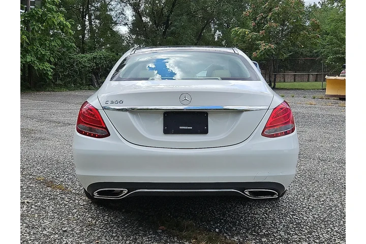 $15494 : Mercedes-Benz C-Class 2016 C image 4