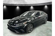 $14985 : Kia Forte 2023 LXS 4dr Sedan thumbnail