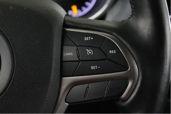 $24951 : Jeep Grand Cherokee 2020 4x4 image 10