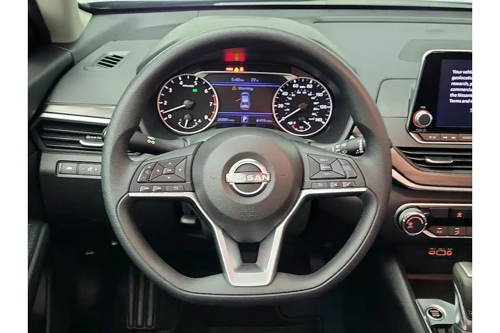 $21998 : Nissan Altima 2025 2.5 SV 4d image 10