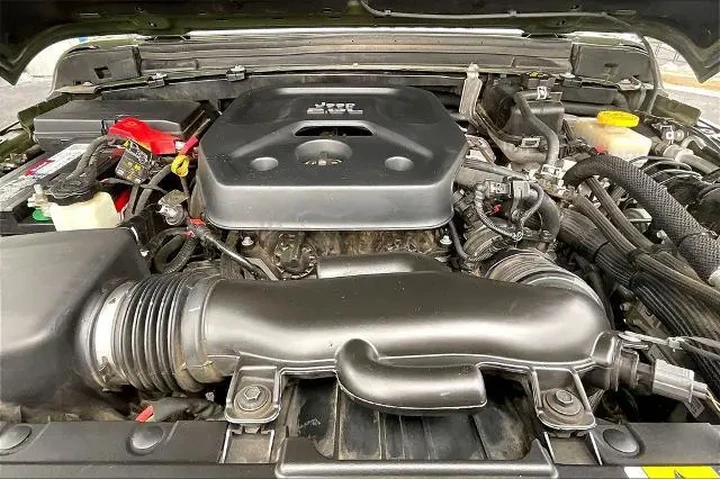 $24492 : Jeep Wrangler Unlimited 2020 image 10