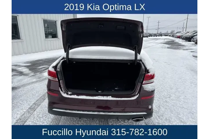 $13526 : Kia Optima 2019 LX 4dr Sedan image 9